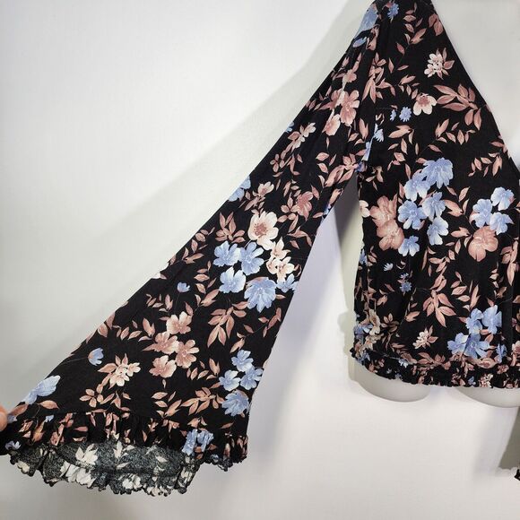 American Eagle Soft Sexy Crepe Top Small Floral Faux Wrap V Neck Bell Sleeve - Picture 5 of 12